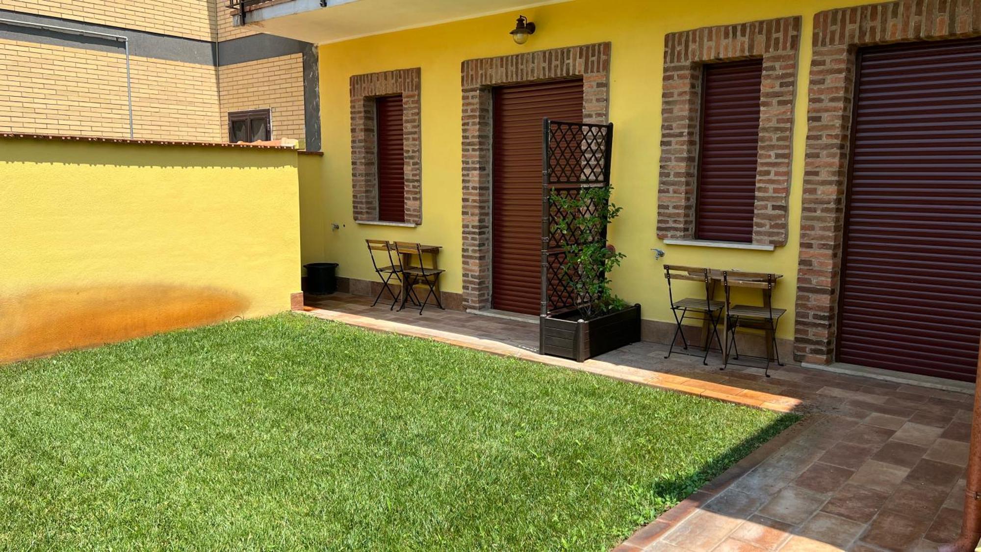 Guest House Le Gemelle Vagabonde Fiumicino Bagian luar foto